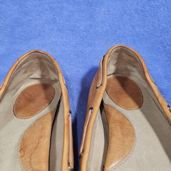 Frye Raegan Driving Moccasins Size 9 - Picture 11 of 15
